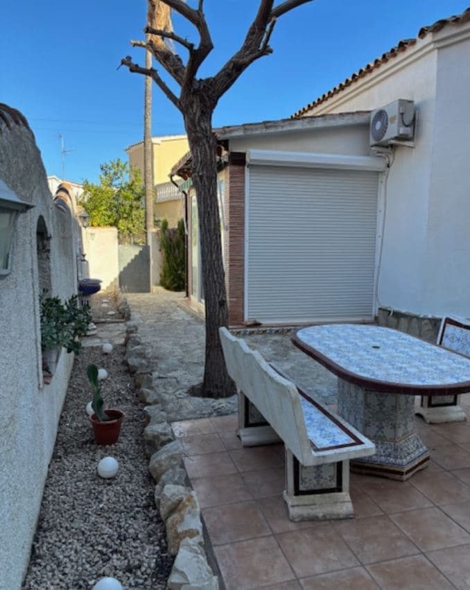 2 chambre Villa/Maison à vendre à Denia - 330 000 € (Ref: 9965830)