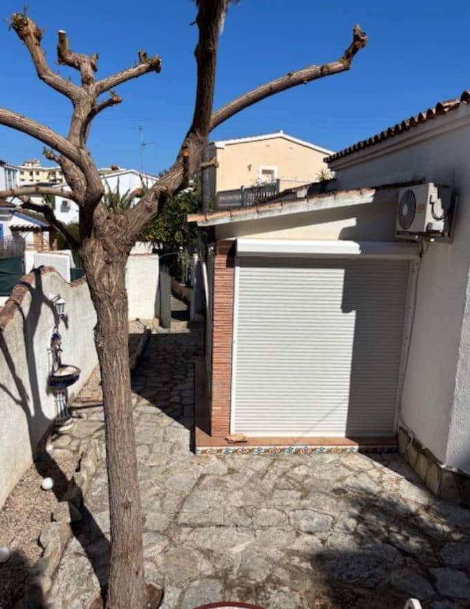 2 chambre Villa/Maison à vendre à Denia - 330 000 € (Ref: 9965830)