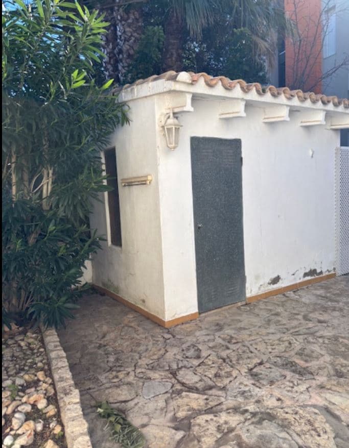 2 chambre Villa/Maison à vendre à Denia - 330 000 € (Ref: 9965830)
