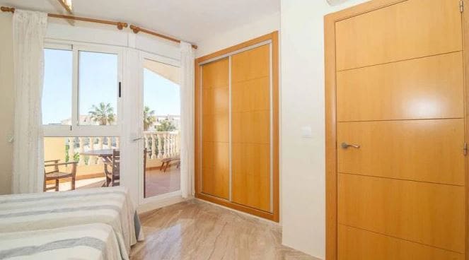 2 soveværelse Lejlighed til salg i Denia med swimmingpool garage - € 390.000 (Ref: 9976028)