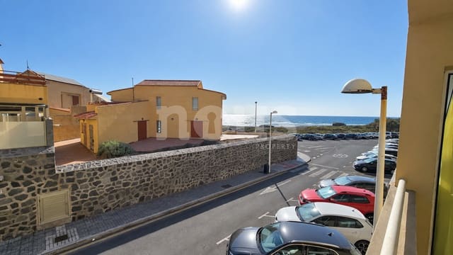 3 Zimmer Apartment zu verkaufen in El Medano, Granadilla de Abona mit Garage - 349.000 € (Ref: 10065087)