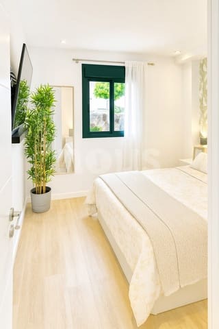 2 soverom Leilighet til salgs i Costa del Silencio, Arona med svømmebasseng - € 279 000 (Ref: 10074637)