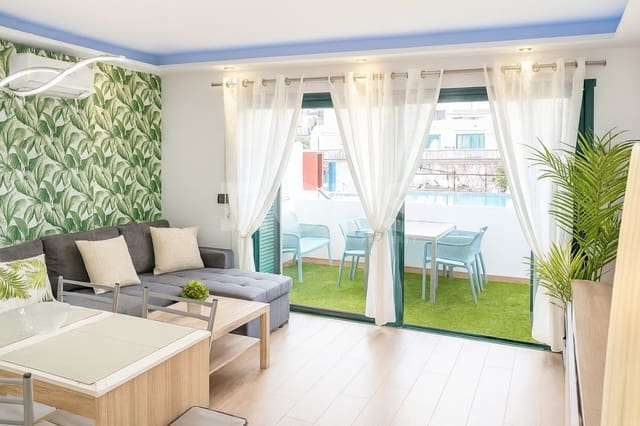 2 soverom Leilighet til salgs i Costa del Silencio, Arona med svømmebasseng - € 279 000 (Ref: 10074637)