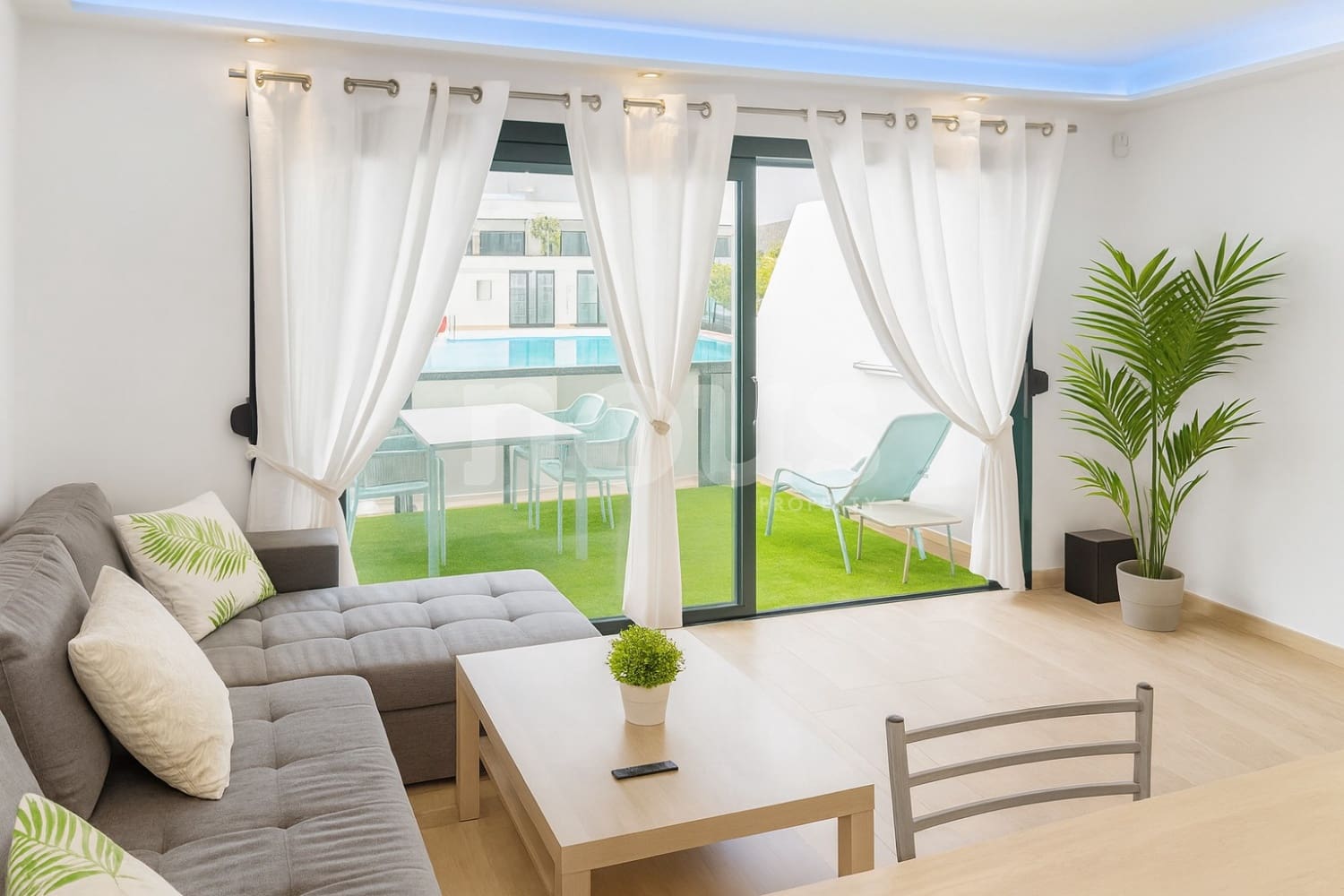 2 soverom Leilighet til salgs i Costa del Silencio med svømmebasseng - € 279 000 (Ref: 10074637)