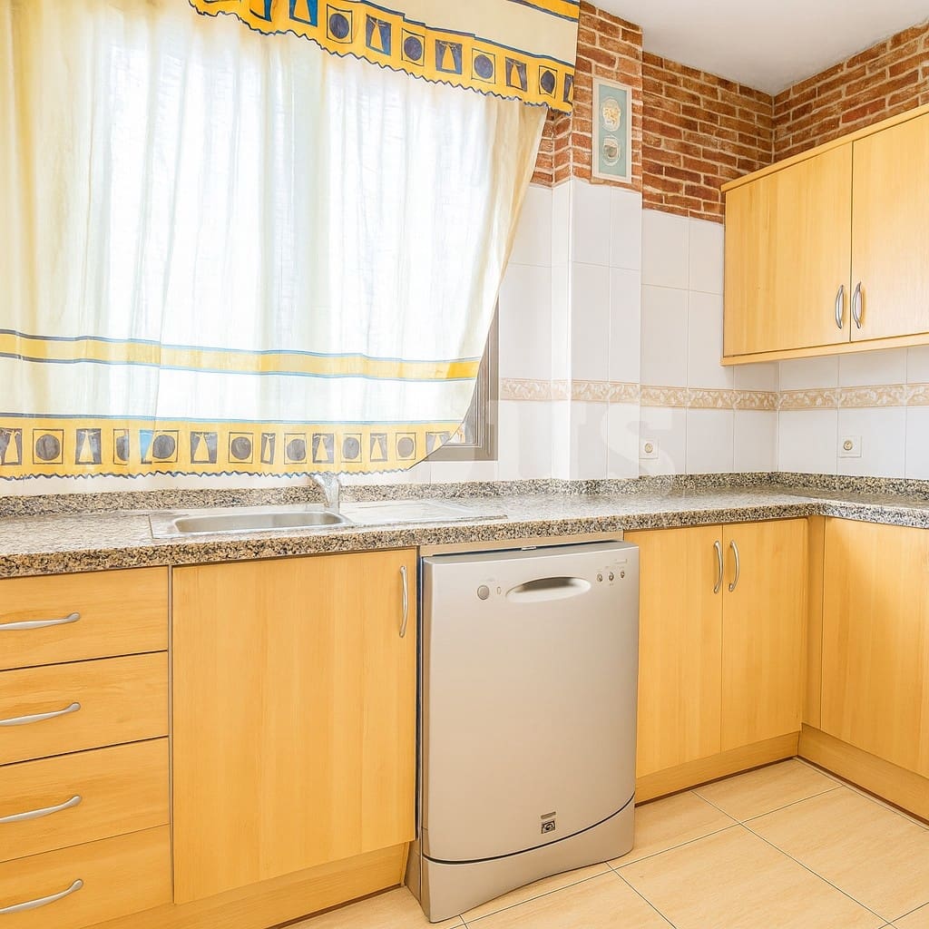 3 slaapkamer Appartement te koop in Cabo Blanco - € 255.000 (Ref: 10085442)