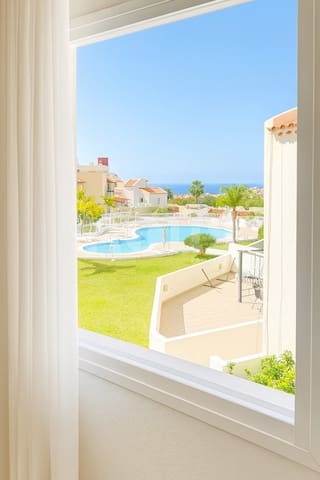 4 quarto Moradia em Banda para venda em El Madroñal, Adeje com piscina garagem - 850 000 € (Ref: 10097356)