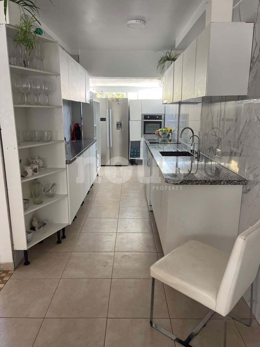 4 quarto Moradia em Banda para venda em El Madronal com piscina garagem - 850 000 € (Ref: 10097356)