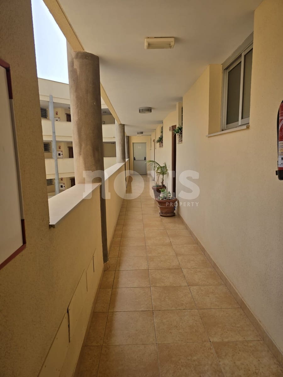 2 bedroom Apartment for sale in Playa Paraiso with pool - € 285,000 (Ref: 10101084)