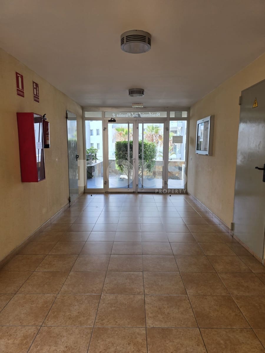 2 bedroom Apartment for sale in Playa Paraiso with pool - € 285,000 (Ref: 10101084)