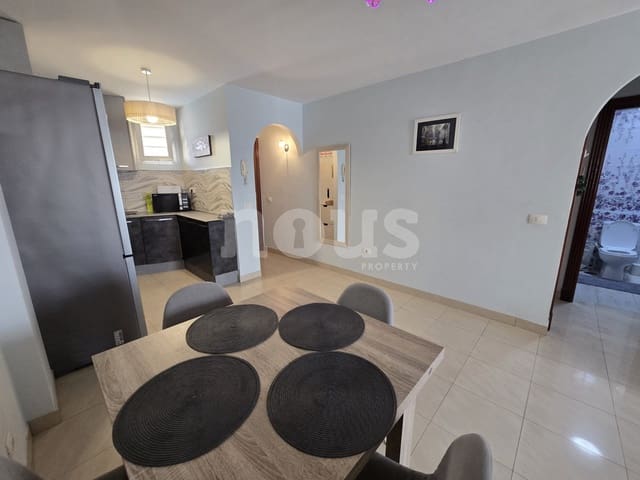 2 bedroom Apartment for sale in Playa Paraiso, Adeje with pool - € 285,000 (Ref: 10101084)