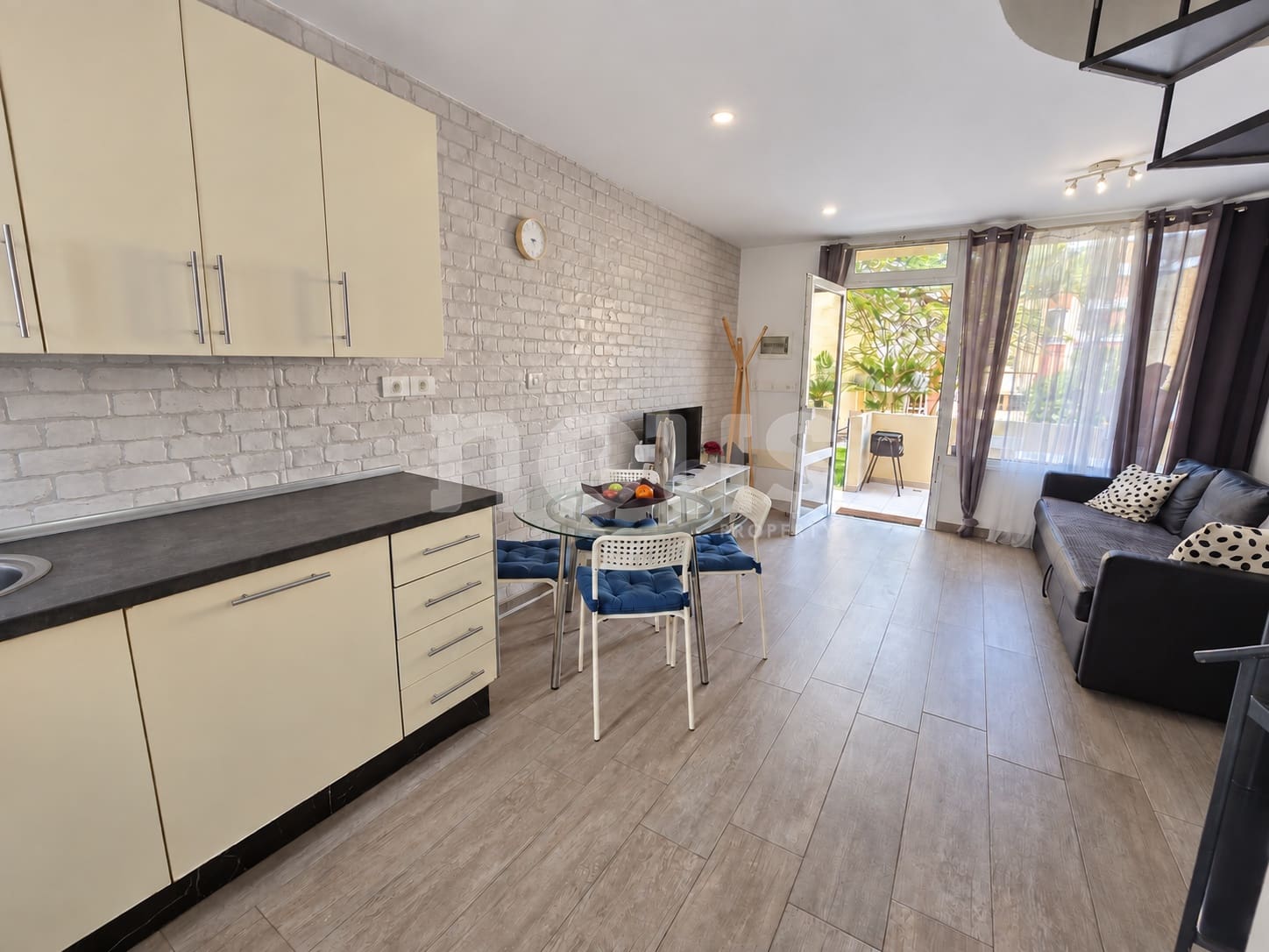 1 bedroom Bungalow for sale in Costa Adeje with pool garage - € 320,000 (Ref: 10117079)
