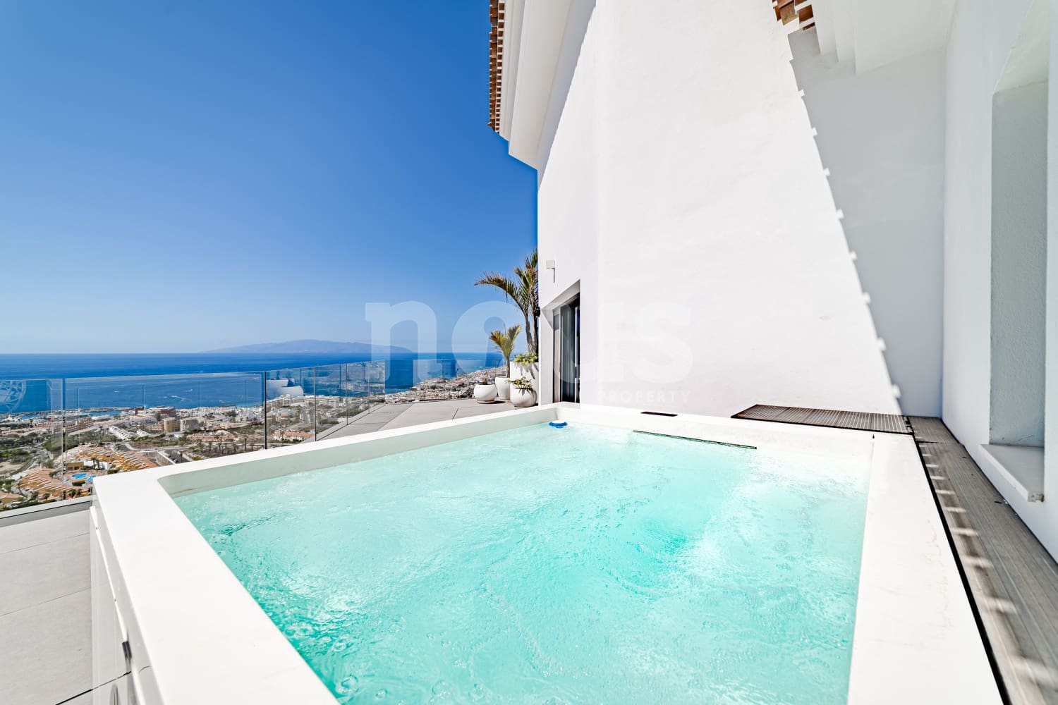 3 bedroom Villa for sale in Costa Adeje with pool garage - € 3,100,000 (Ref: 10165415)