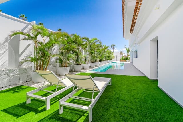 3 soveværelse Villa til salg i San Eugenio Alto, Adeje med swimmingpool garage - € 3.100.000 (Ref: 10165415)