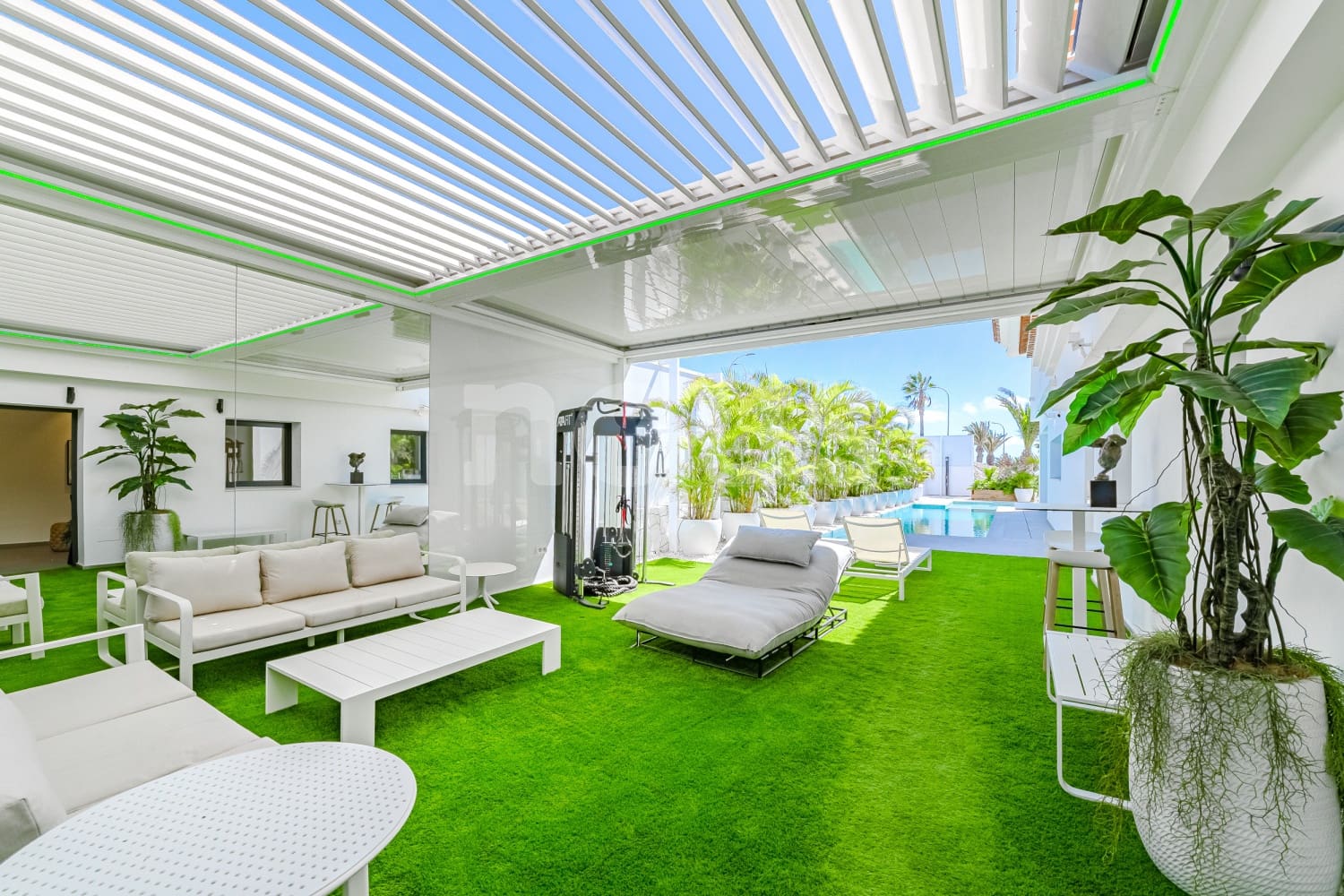 3 bedroom Villa for sale in Costa Adeje with pool garage - € 3,100,000 (Ref: 10165415)