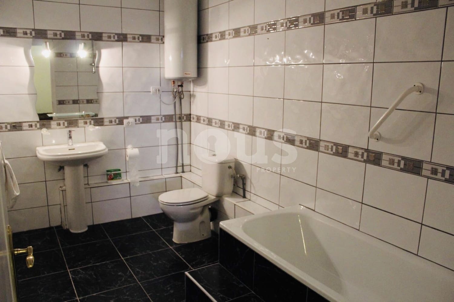 5 soveværelse Rækkehus til salg i El Madronal med swimmingpool - € 884.000 (Ref: 6075503)