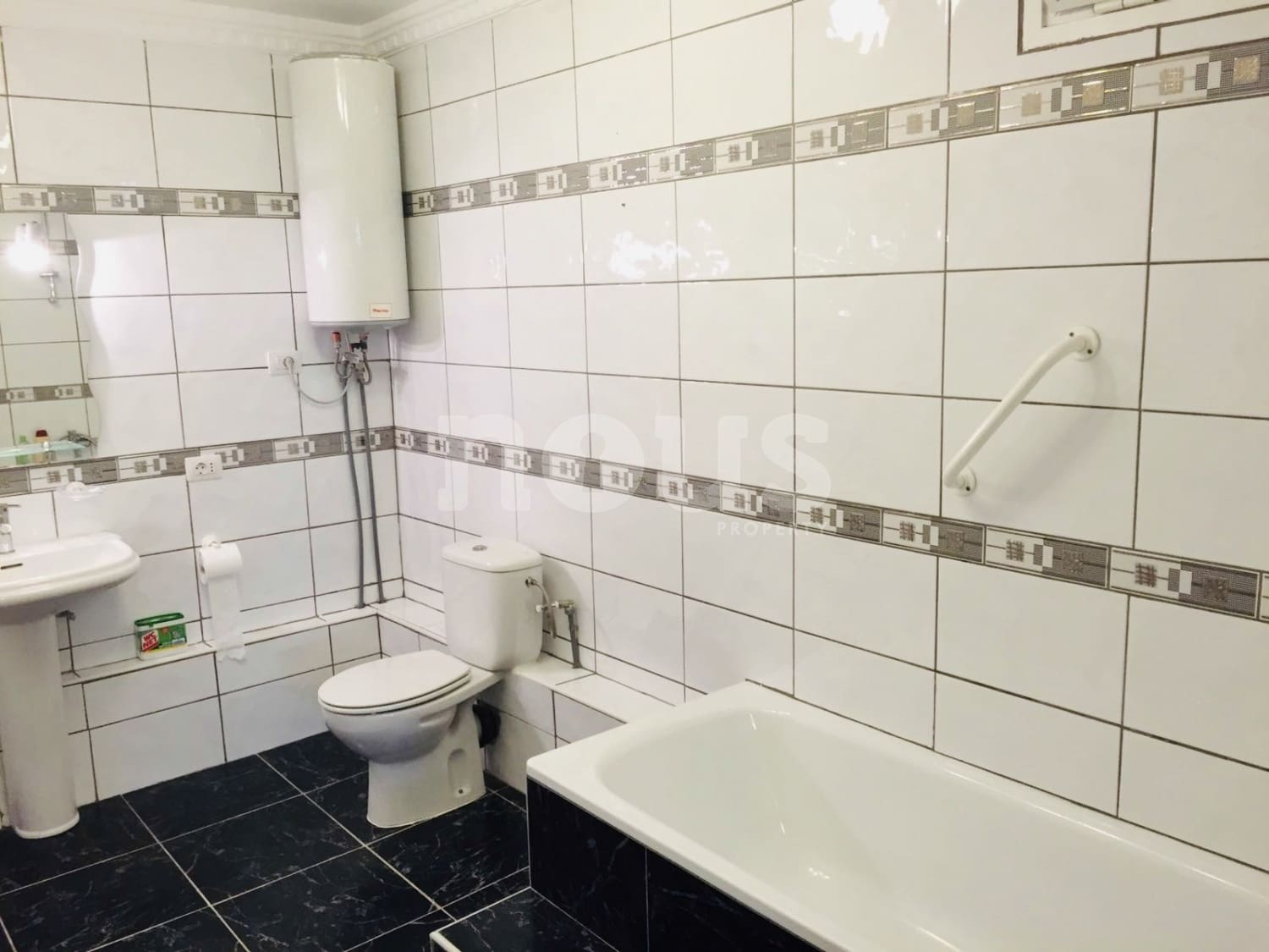 5 soveværelse Rækkehus til salg i El Madronal med swimmingpool - € 884.000 (Ref: 6075503)