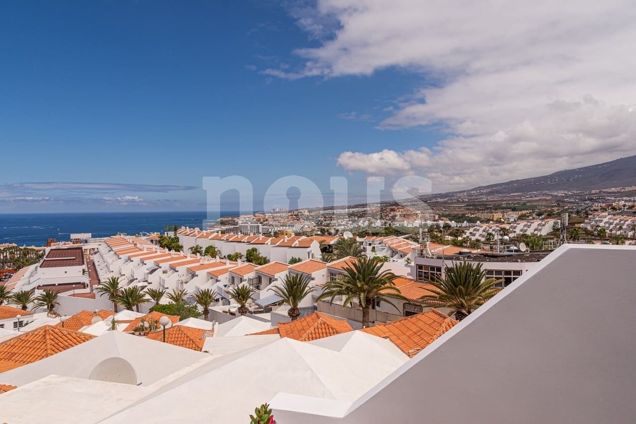 3 soveværelse Bungalow til salg i Costa Adeje med swimmingpool - € 1.000.000 (Ref: 6075507)