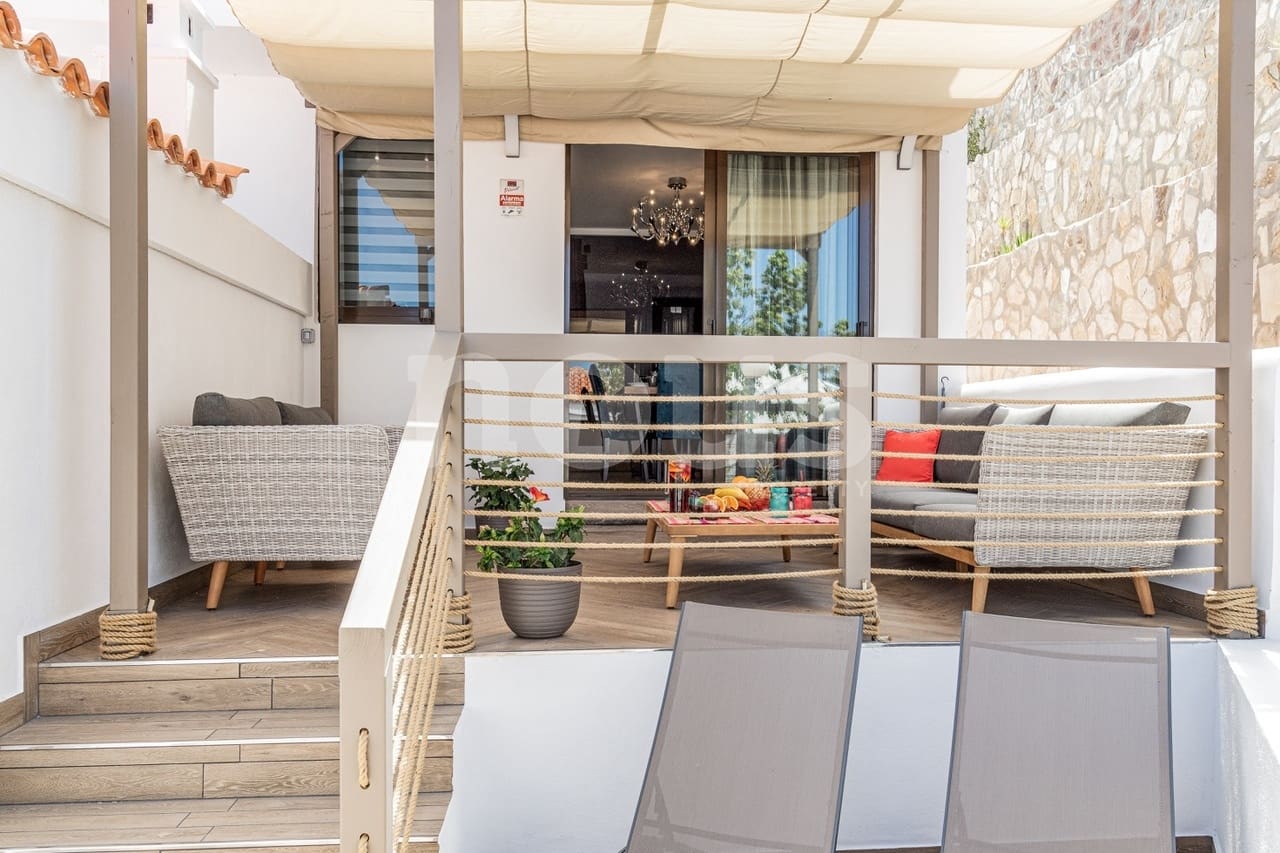 3 soveværelse Bungalow til salg i Costa Adeje med swimmingpool - € 1.000.000 (Ref: 6075507)