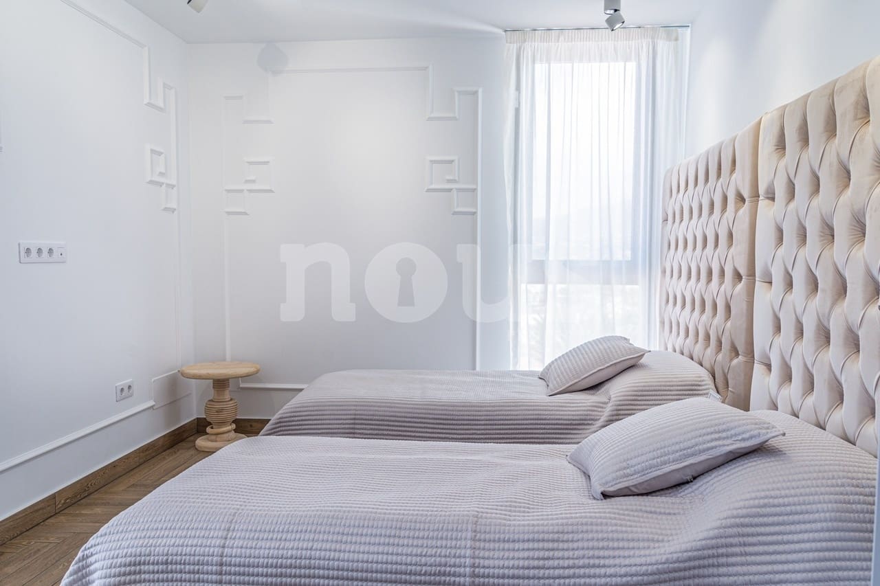 3 soveværelse Bungalow til salg i Costa Adeje med swimmingpool - € 1.000.000 (Ref: 6075507)