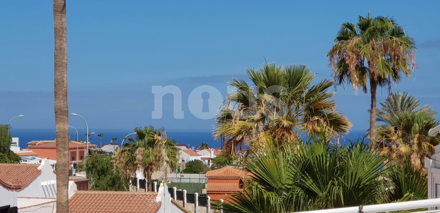 2 soveværelse Rækkehus til salg i Costa Adeje med swimmingpool - € 369.000 (Ref: 6687915)