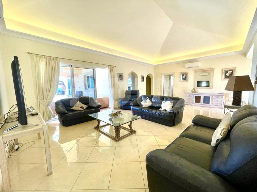 5 soveværelse Villa til salg i Callao Salvaje med swimmingpool - € 1.250.000 (Ref: 6727851)