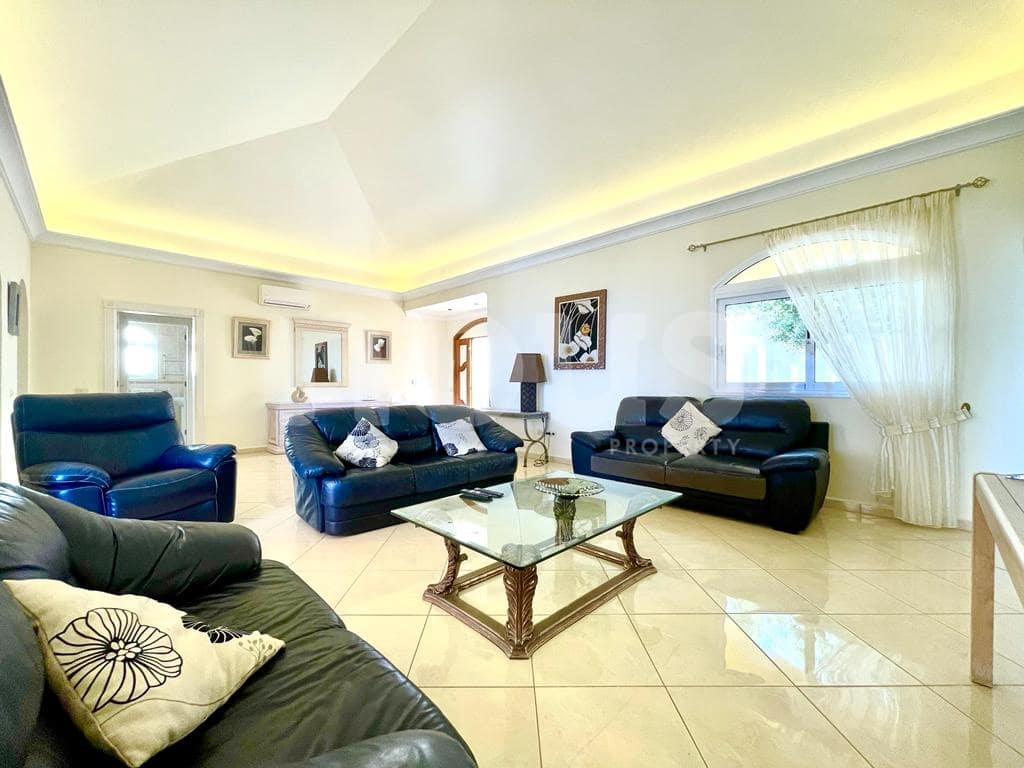 5 soveværelse Villa til salg i Callao Salvaje med swimmingpool - € 1.250.000 (Ref: 6727851)