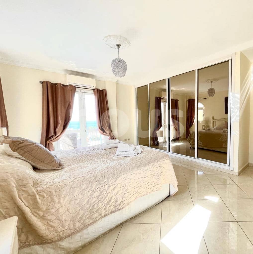 5 soveværelse Villa til salg i Callao Salvaje med swimmingpool - € 1.250.000 (Ref: 6727851)