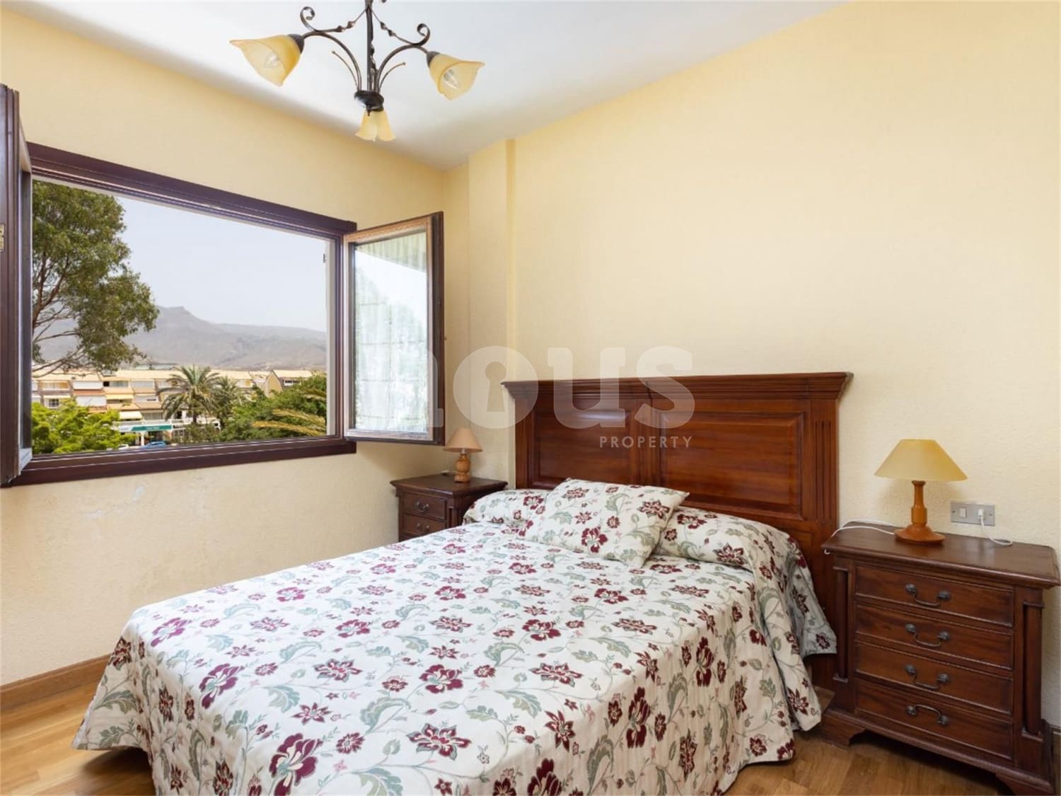 4 soveværelse Penthouse til salg i Playa de las Americas med swimmingpool - € 645.000 (Ref: 8043924)