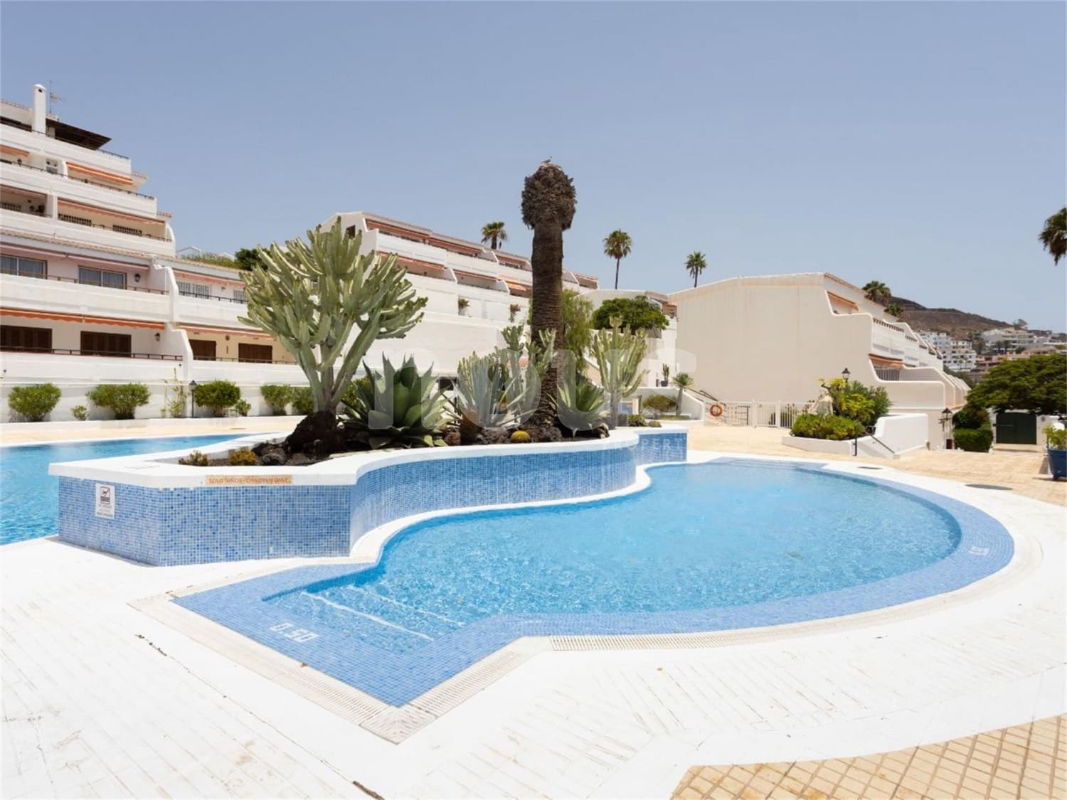 4 soveværelse Penthouse til salg i Playa de las Americas med swimmingpool - € 645.000 (Ref: 8043924)