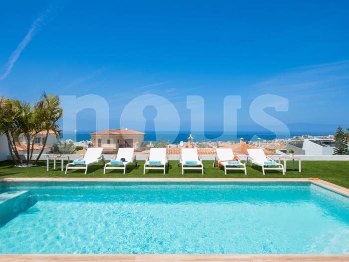 6 slaapkamer Villa te koop in El Madronal met zwembad - € 2.550.000 (Ref: 8190036)