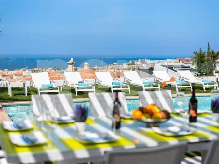 6 slaapkamer Villa te koop in El Madronal met zwembad - € 2.550.000 (Ref: 8190036)