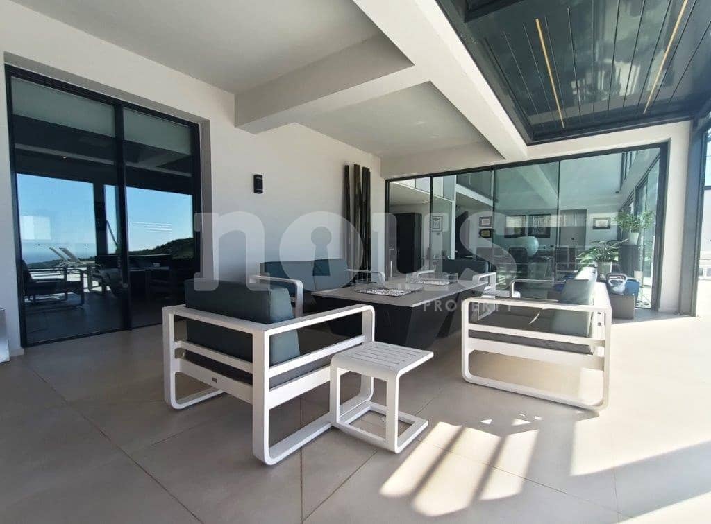 4 slaapkamer Villa te koop in Torviscas met zwembad - € 2.395.000 (Ref: 8255456)