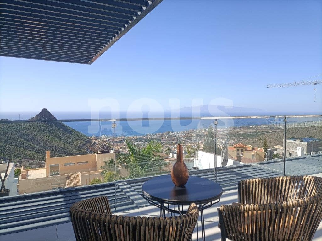 4 slaapkamer Villa te koop in Torviscas met zwembad - € 2.395.000 (Ref: 8255456)