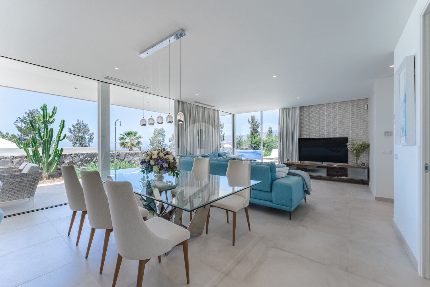 3 soveværelse Villa til salg i Guia de Isora med swimmingpool - € 1.845.000 (Ref: 8260095)