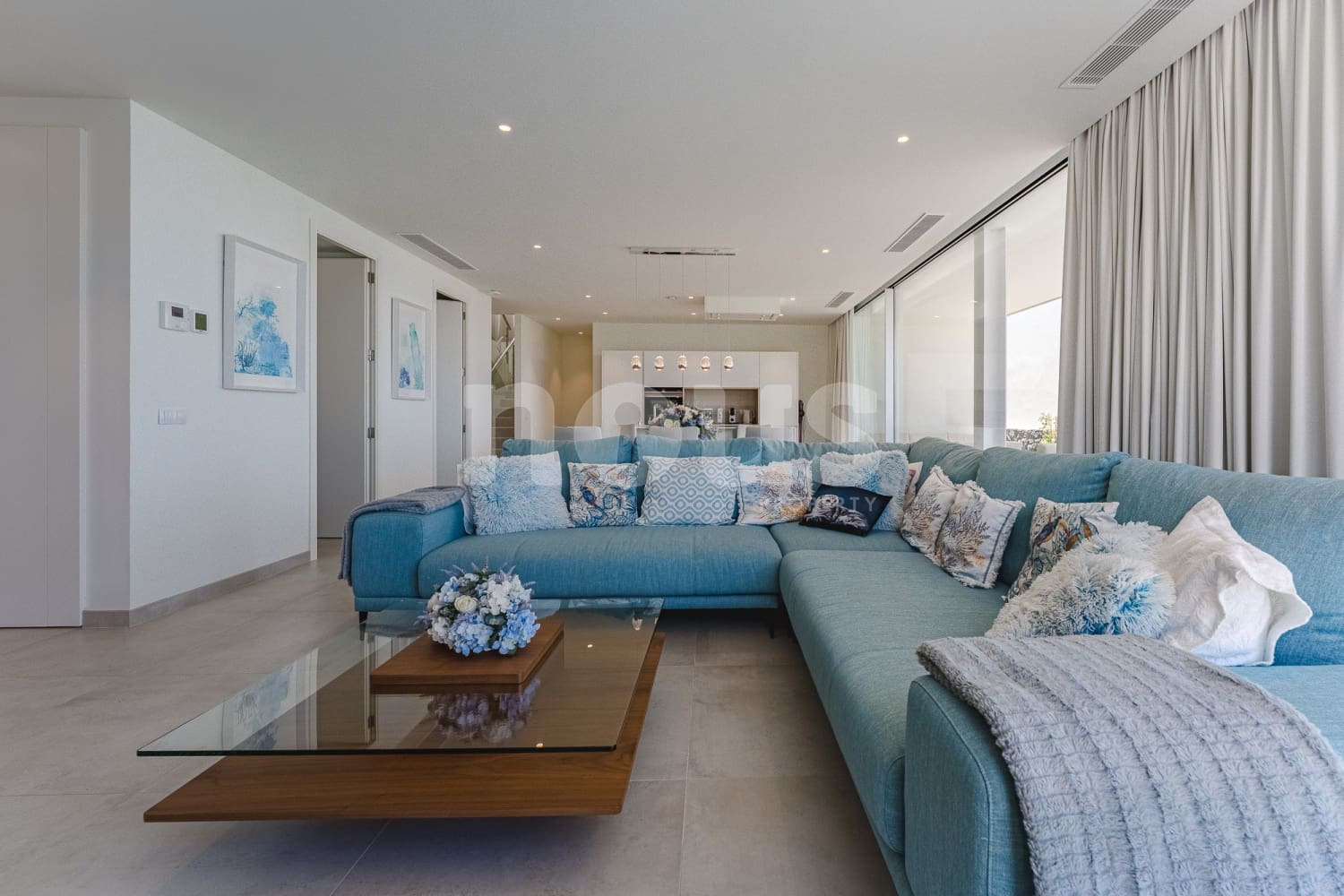 3 soveværelse Villa til salg i Guia de Isora med swimmingpool - € 1.845.000 (Ref: 8260095)