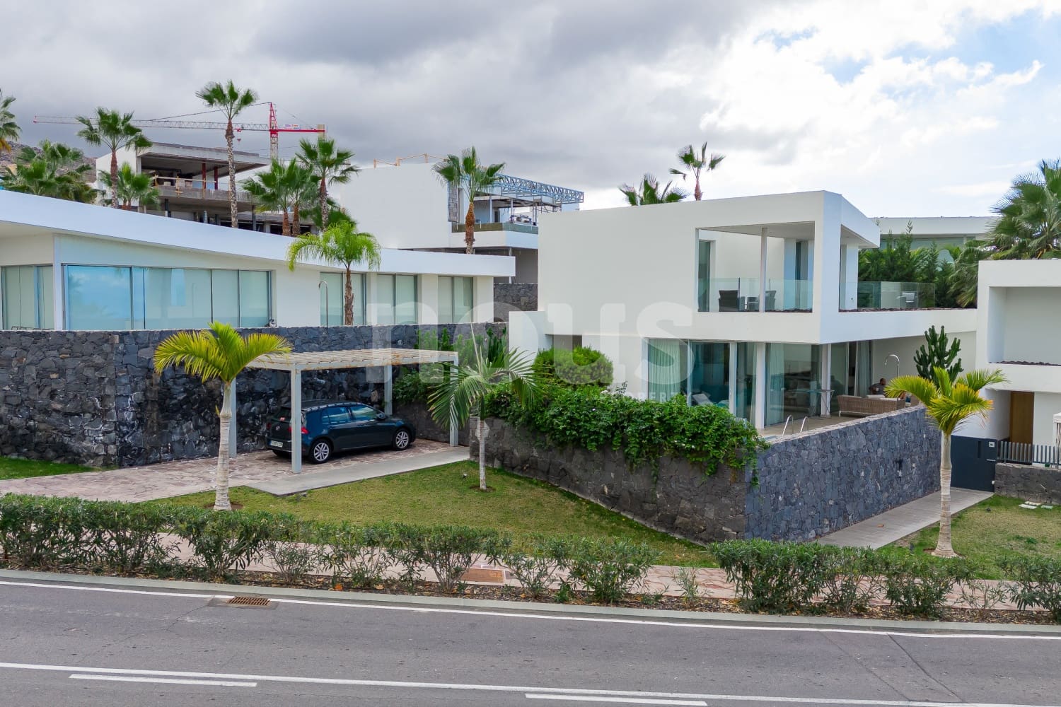 3 soveværelse Villa til salg i Guia de Isora med swimmingpool - € 1.845.000 (Ref: 8260095)