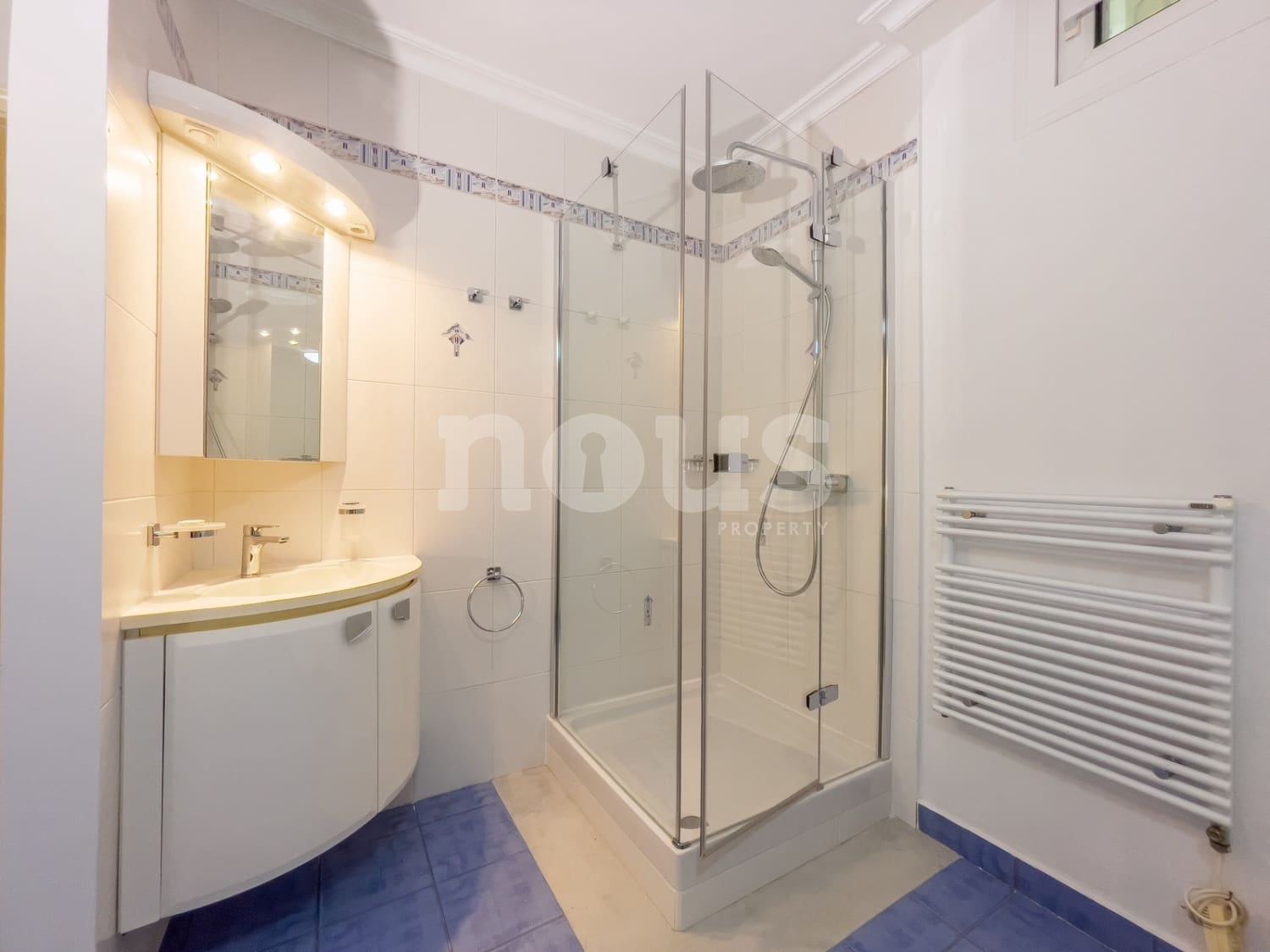 3 soveværelse Rækkehus til salg i Playa del Duque med swimmingpool - € 2.950.000 (Ref: 8312680)