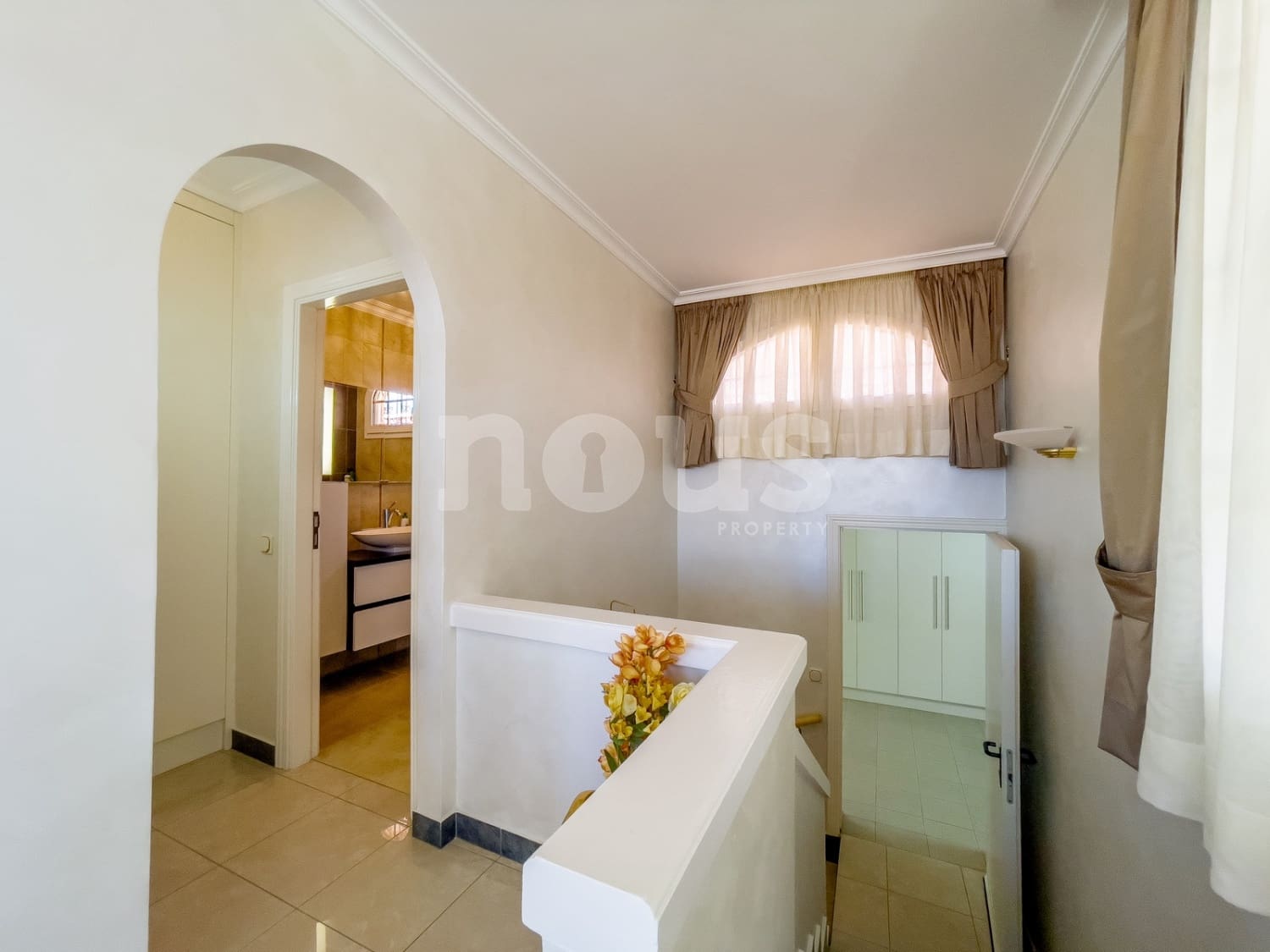 3 soveværelse Rækkehus til salg i Playa del Duque med swimmingpool - € 2.950.000 (Ref: 8312680)