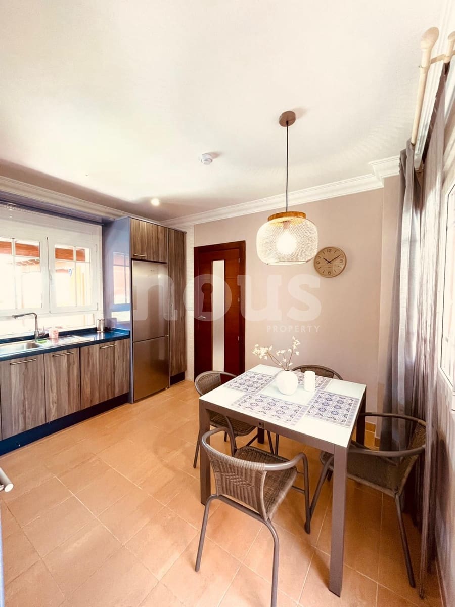 4 sovrum Villa till salu i Los Cristianos med pool - 795 000 € (Ref: 8312798)