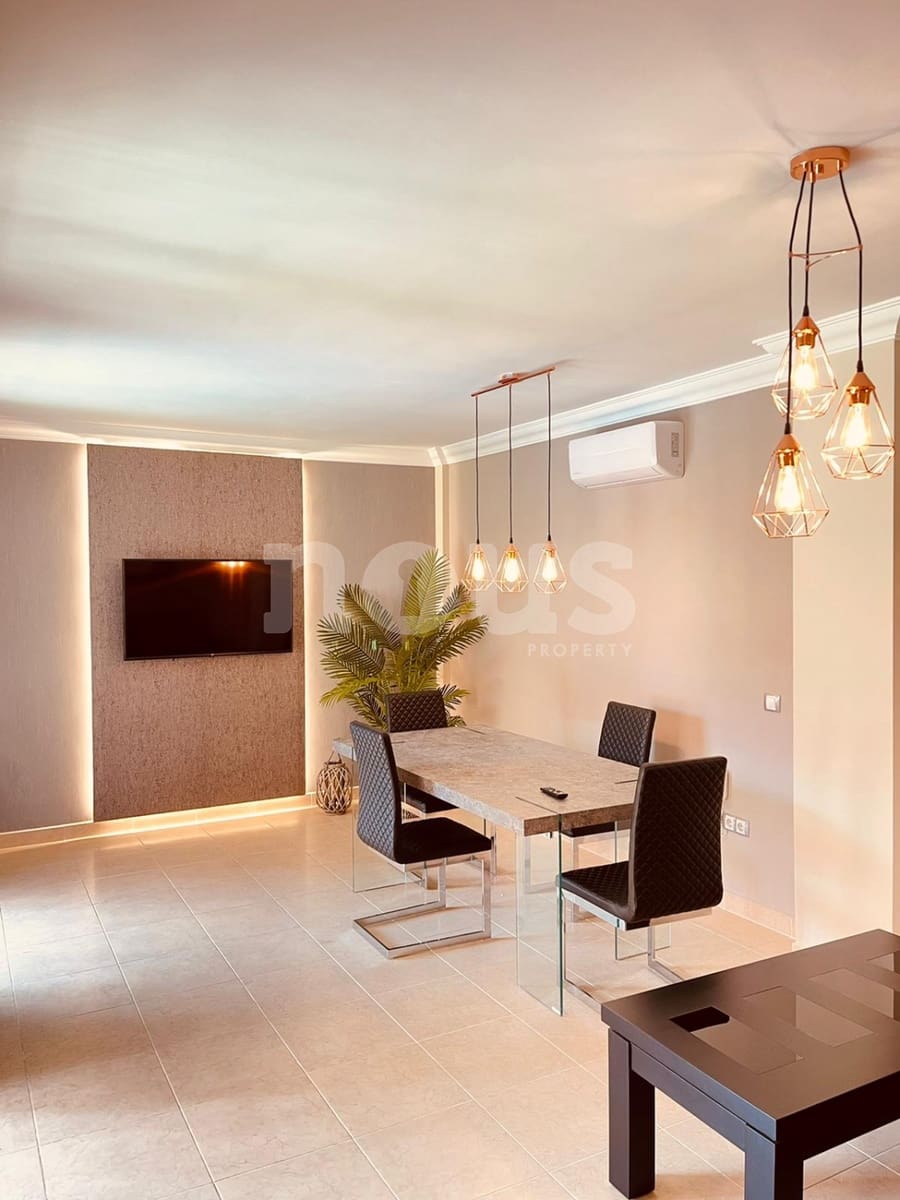 4 sovrum Villa till salu i Los Cristianos med pool - 795 000 € (Ref: 8312798)