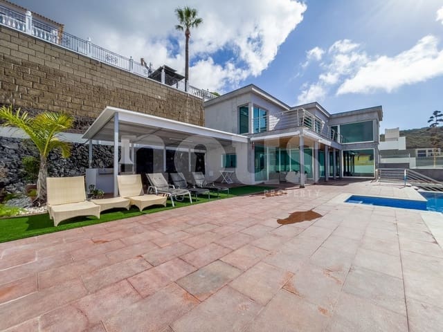 3 slaapkamer Villa te koop in Roque del Conde, Adeje met zwembad - € 1.190.000 (Ref: 8315468)