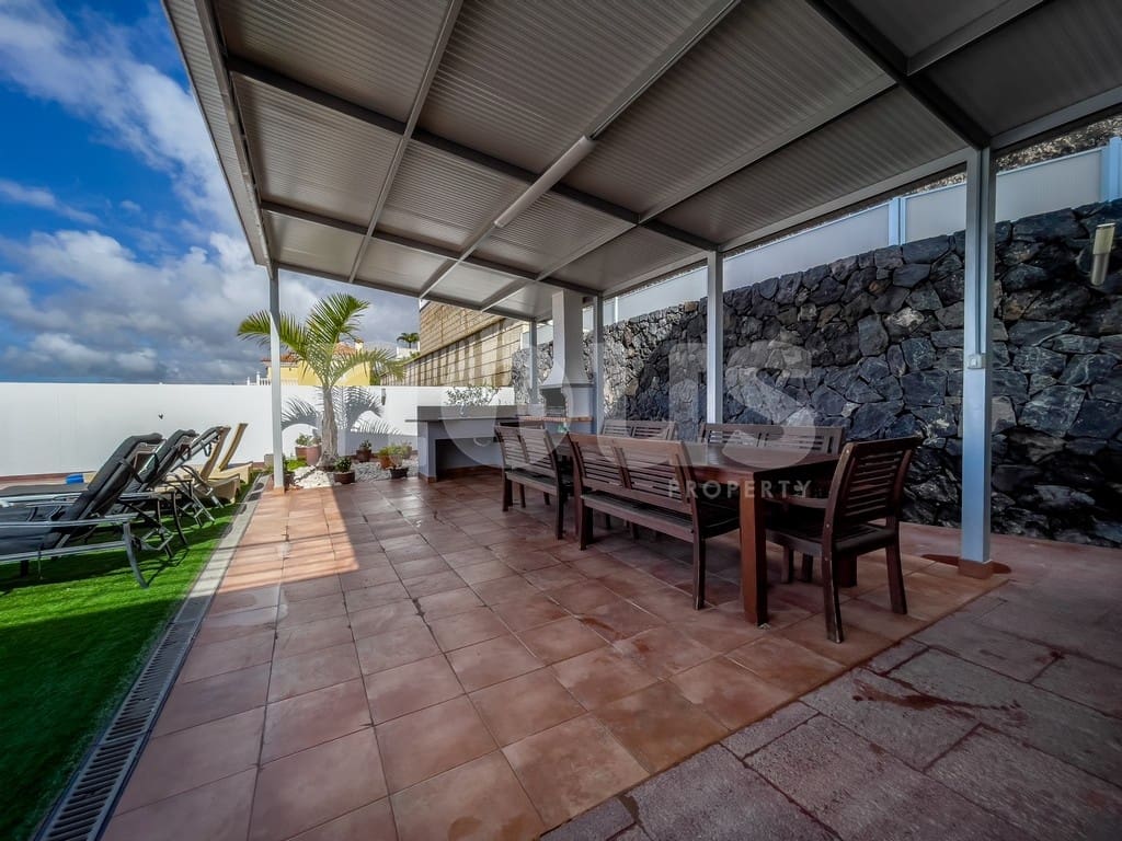 3 chambre Villa/Maison à vendre à Roque del Conde avec piscine - 1 190 000 € (Ref: 8315468)