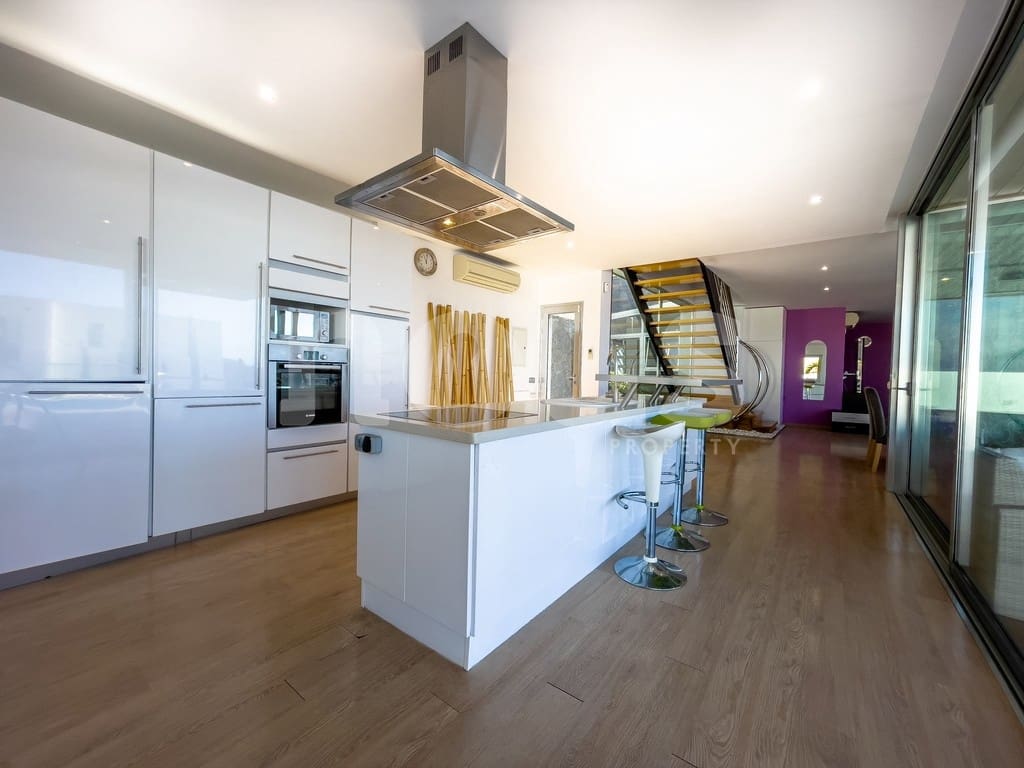 3 chambre Villa/Maison à vendre à Roque del Conde avec piscine - 1 190 000 € (Ref: 8315468)