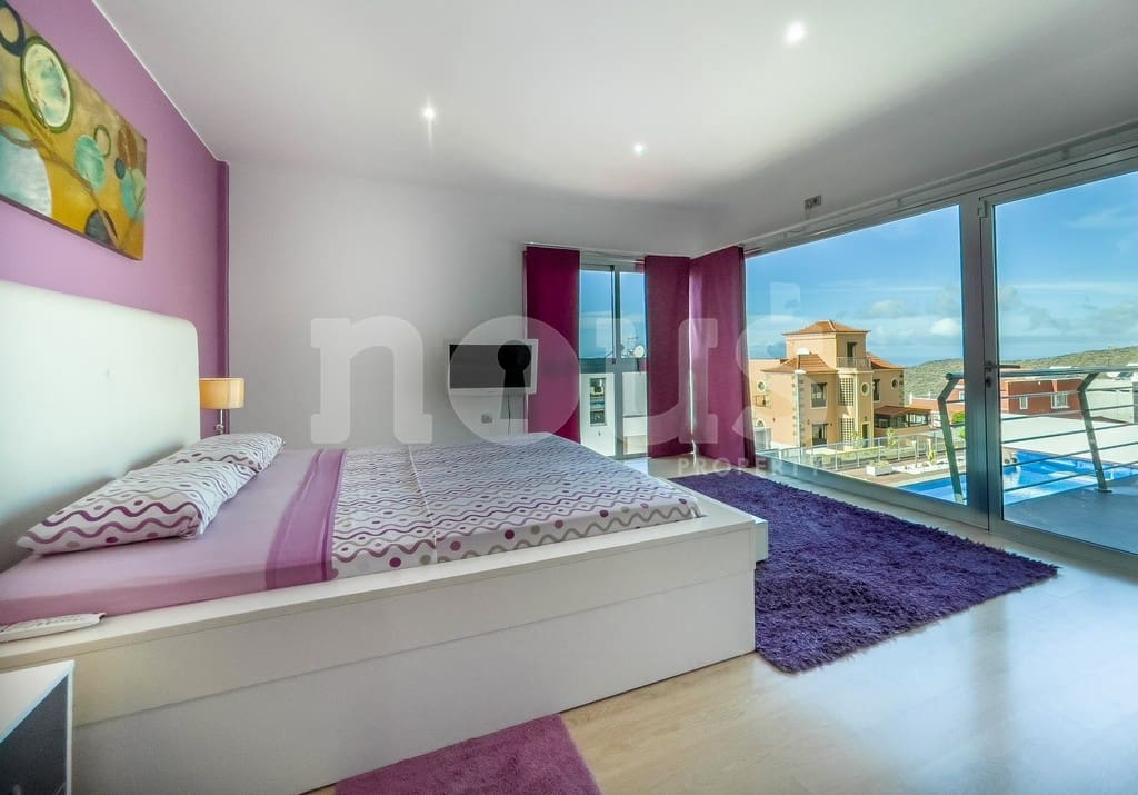 3 chambre Villa/Maison à vendre à Roque del Conde avec piscine - 1 190 000 € (Ref: 8315468)