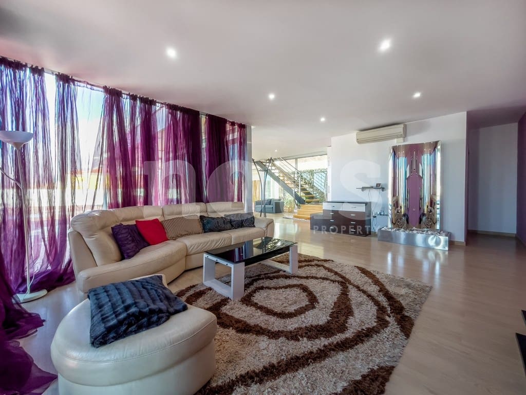 3 chambre Villa/Maison à vendre à Roque del Conde avec piscine - 1 190 000 € (Ref: 8315468)