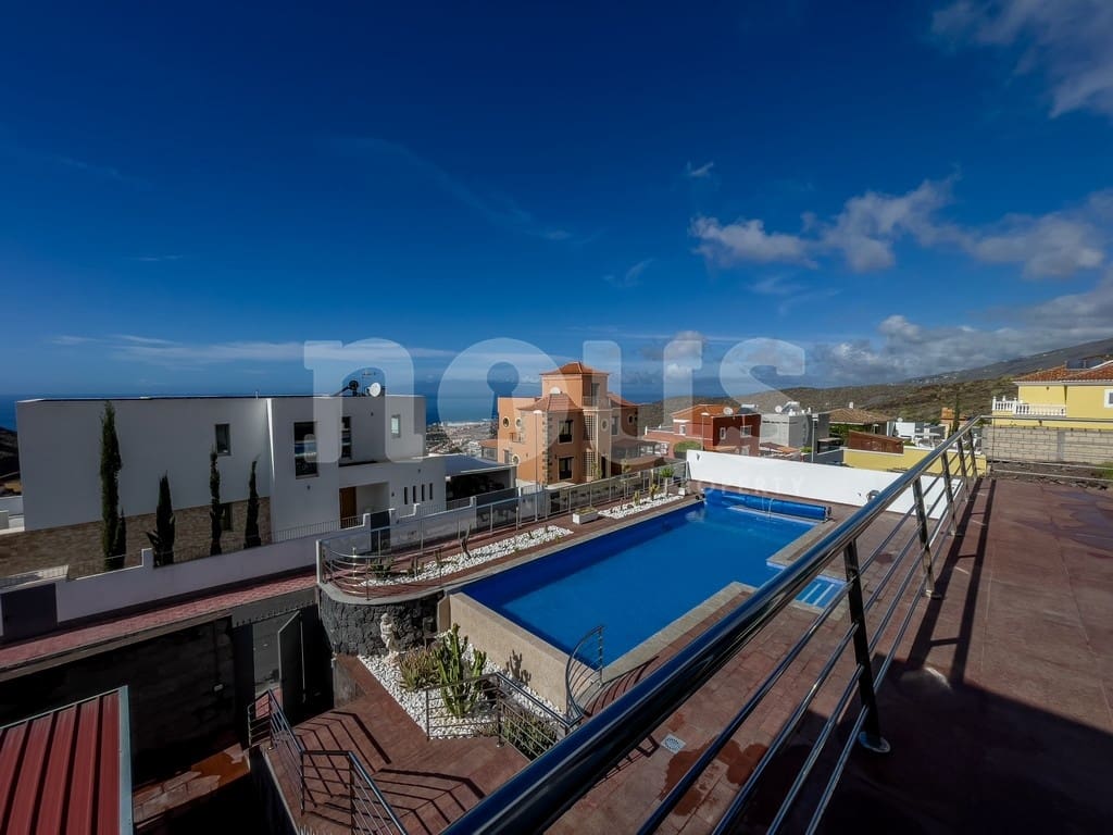 3 chambre Villa/Maison à vendre à Roque del Conde avec piscine - 1 190 000 € (Ref: 8315468)