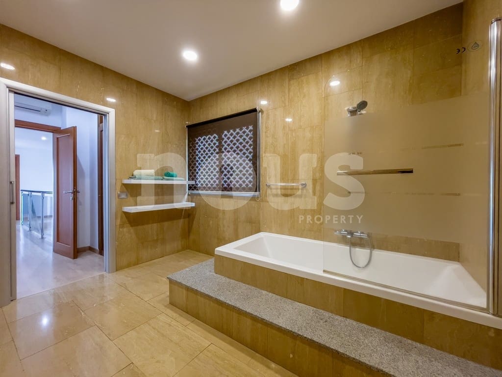 3 chambre Villa/Maison à vendre à Roque del Conde avec piscine - 1 190 000 € (Ref: 8315468)