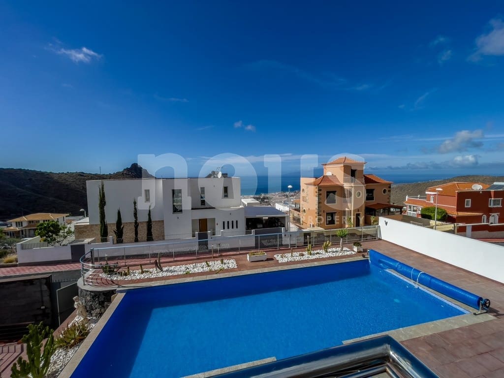 3 chambre Villa/Maison à vendre à Roque del Conde avec piscine - 1 190 000 € (Ref: 8315468)