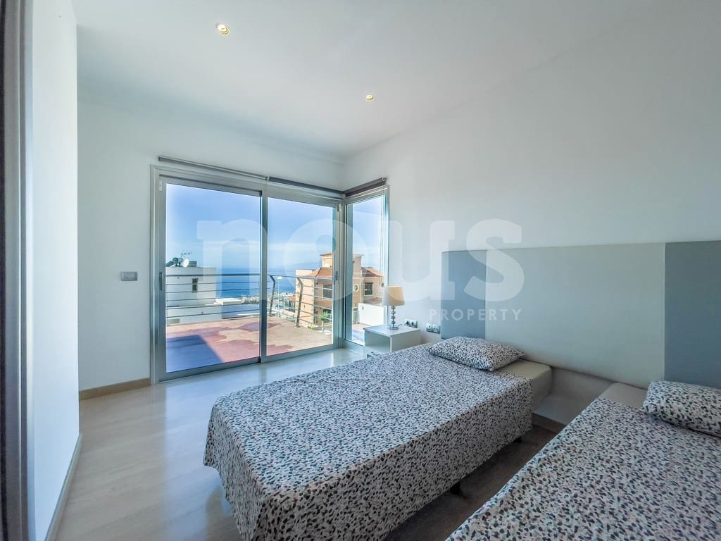 3 chambre Villa/Maison à vendre à Roque del Conde avec piscine - 1 190 000 € (Ref: 8315468)