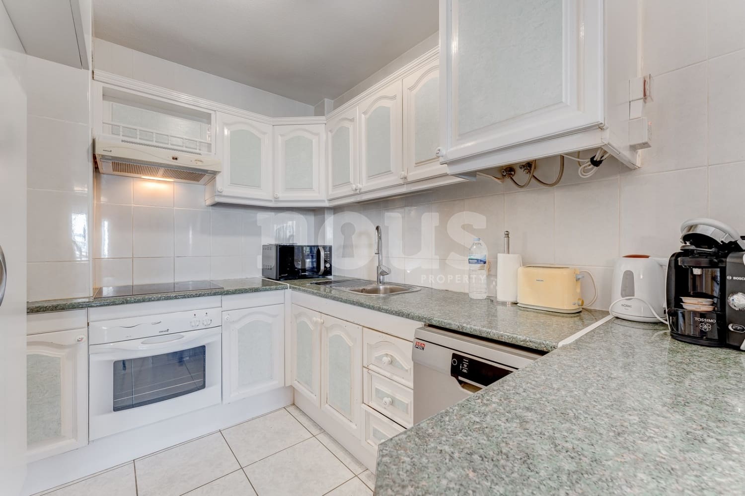 1 sypialnia Apartament na sprzedaż w Los Cristianos z basenem - 315 000 € (Ref: 8412940)